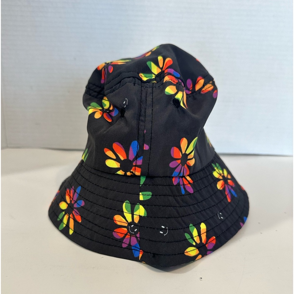 Claire’s Rainbow Daisy Black Bucket Hat Ladies Smiley Faces Fun Happy One Size - Picture 10 of 10